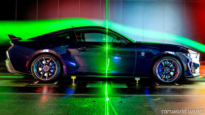 Не торопитесь: возможно, Ford работает над гибридным pony car | Carscoops